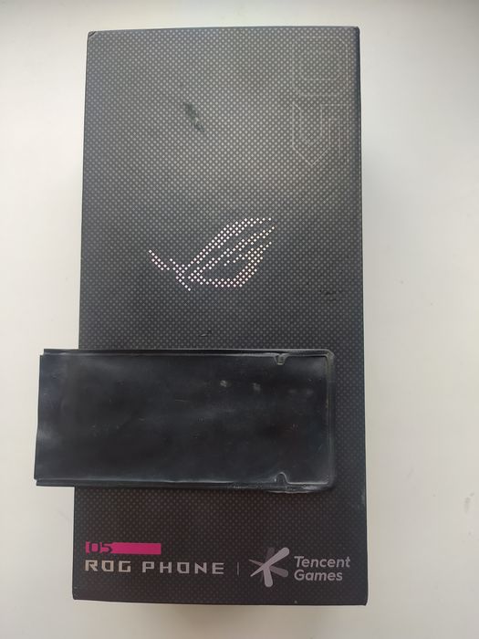 Смартфон ASUS ROG Phone 5