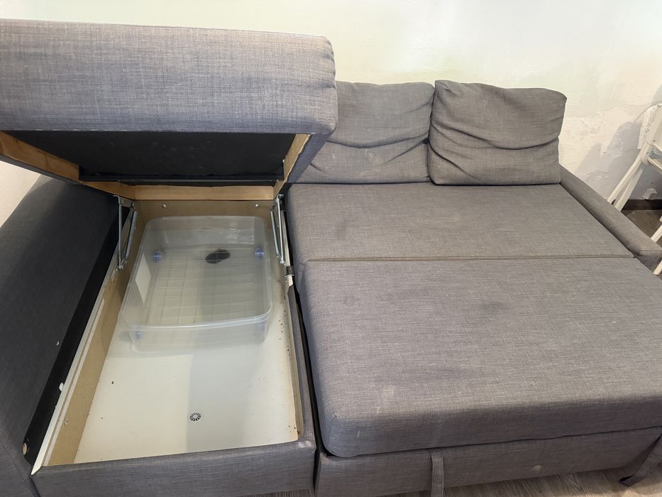 Sofa chaise com bau