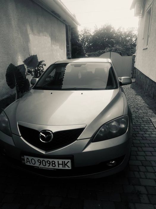 продам мазду 3 2007 року