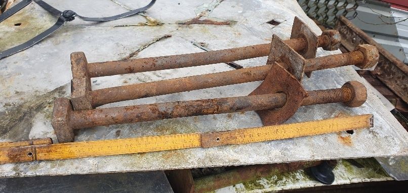 Śruby śruby śruby