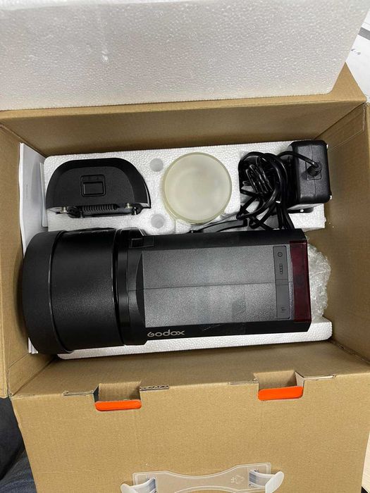 Спалах Godox AD600Pro, 2 шт в наявності