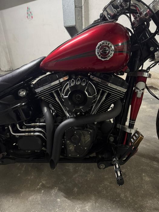 Harley-Davidson Breakout FXSB 2013 - Vermelha Personalizada - Única