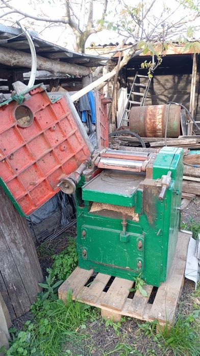 Деревообробний верстат фуганок рейсмус 220 в