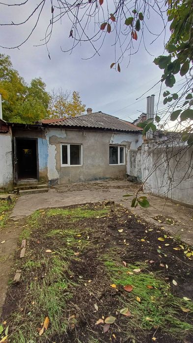 Продаю пів будинка з окремим двором Погранична - 2 Слобідська