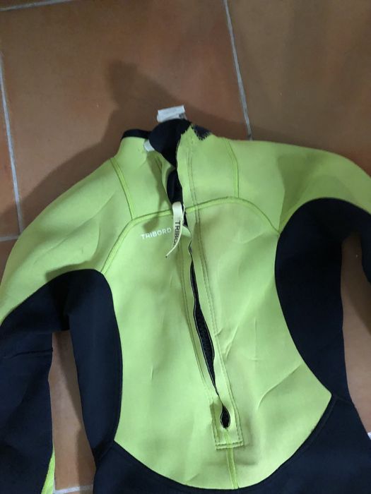 Fato de surf 14 anos verde e preto Tribord Oxylane