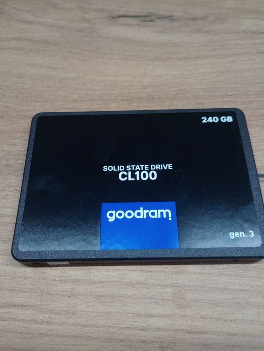 Dysk SSD 240 GB sprawy, sformatowany