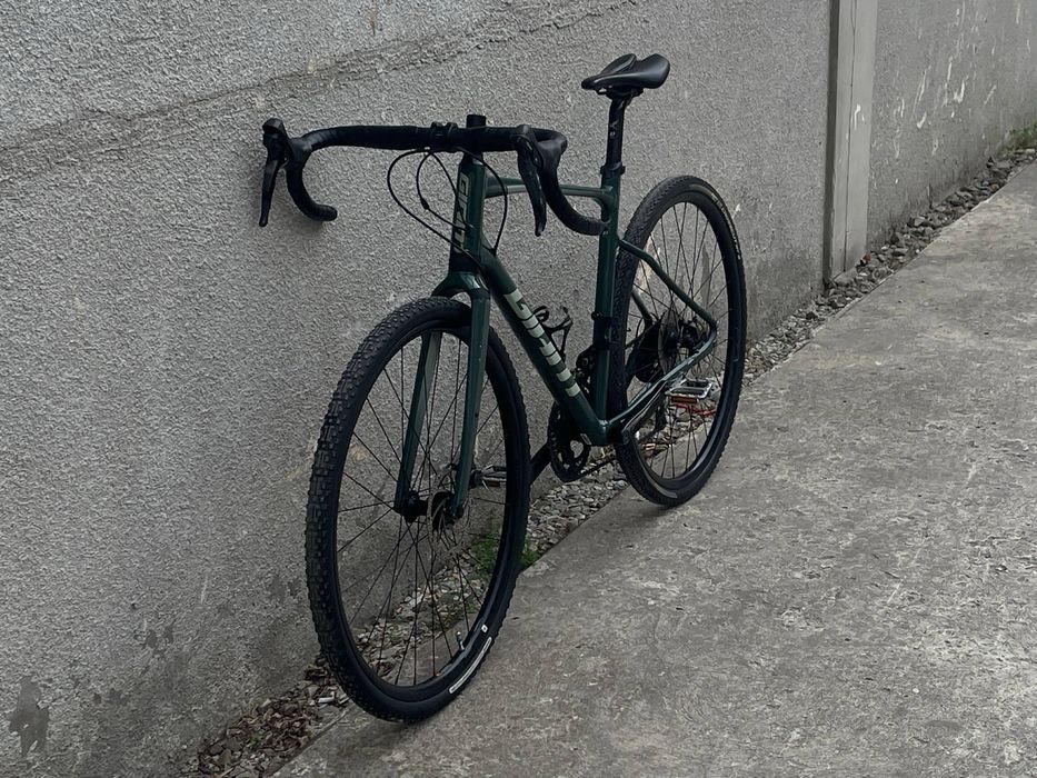 Giant Revolt 2 2021 L | Shimano Sora | Gravel | Карбонова вилка | Документи