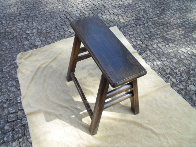 Banco/ mesa em madeira exótica