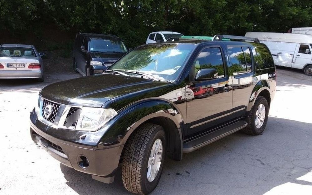 АвтоРазборка Nissan Pathfinder 2.5d(2006)Бампер