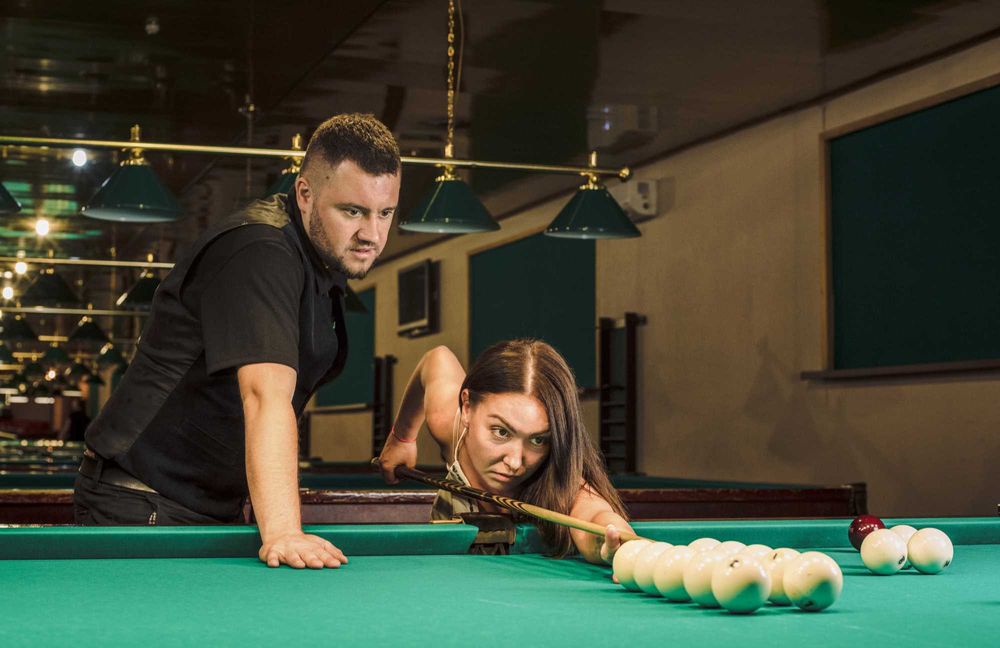 Тренер по Більярду