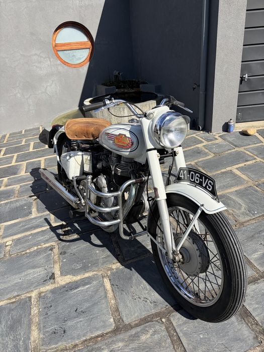 Royal Einfield Bullet 500