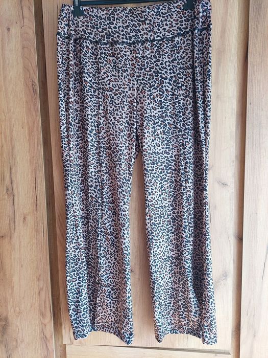 Nowe spodnie dzwony panterka r.2xl (3xl)