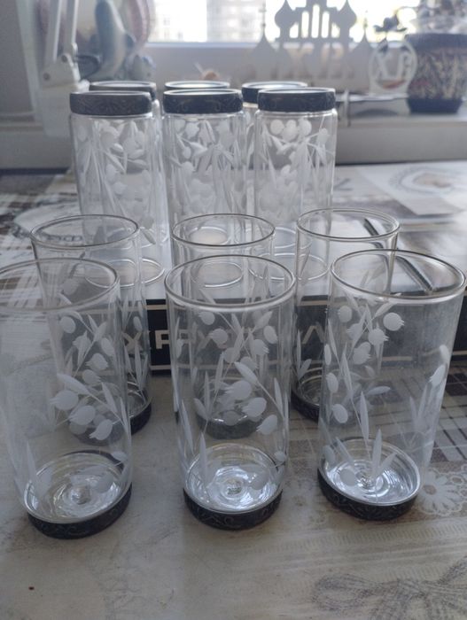 Мельхиоровое дно,Хрустальные стопки