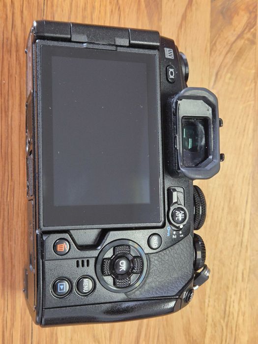 Aparat Olympus OMD EM1 mark II