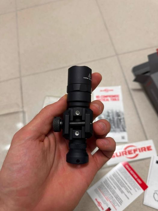 Latarka Surefire m300c