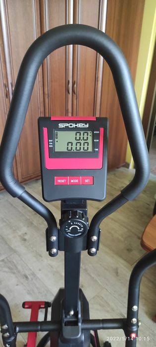 Orbitrek trenażer eliptyczny