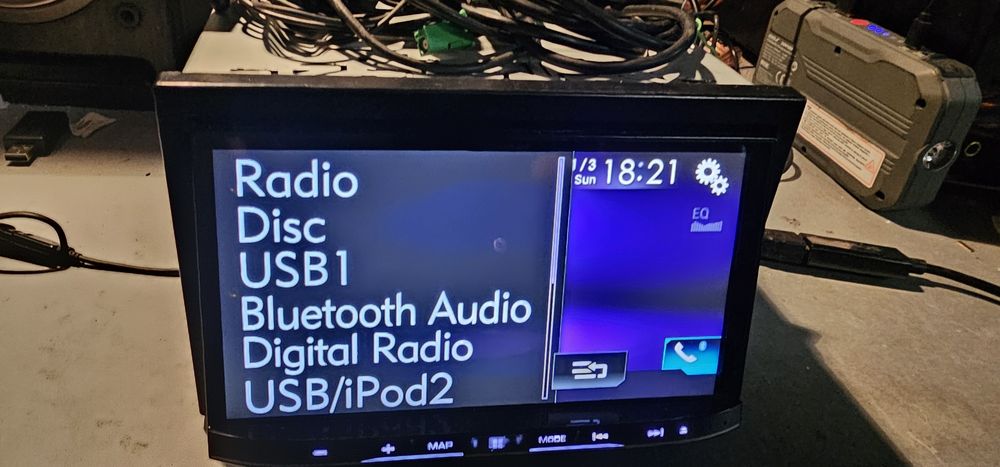 Pioneer Avic-F88dab+ 7 cali 2 din Android Auto  Carplay  bezprzewodowe