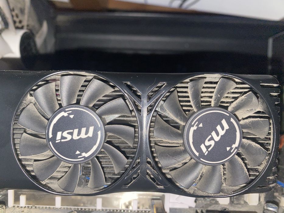 MSI 1050 TI 4GB usada em bom estado