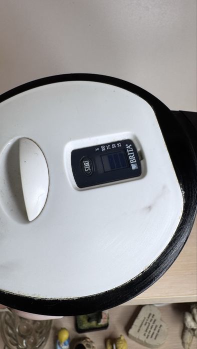 електричний чайник Russell Hobbs 22850-70 Purity.