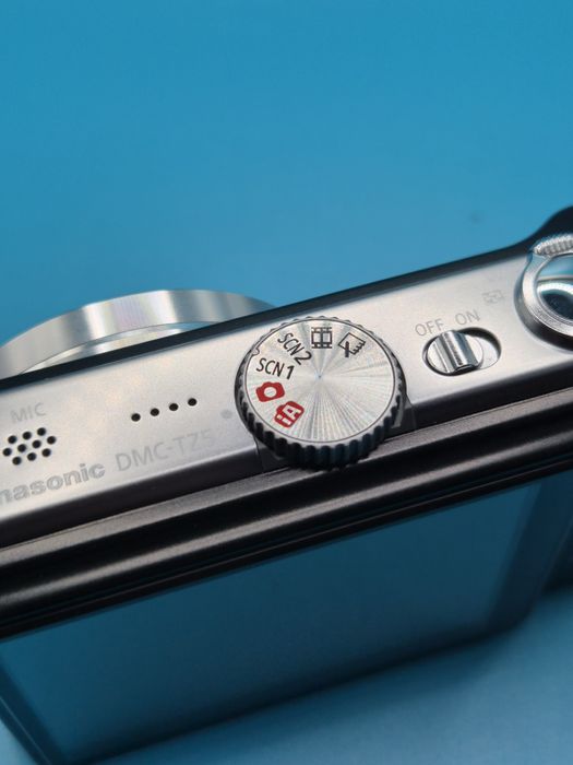 Panasonic Lumix DMC-TZ5 Zoom 10x