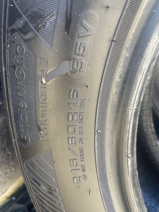 Шини R16 215/60 Good Year efficient grip