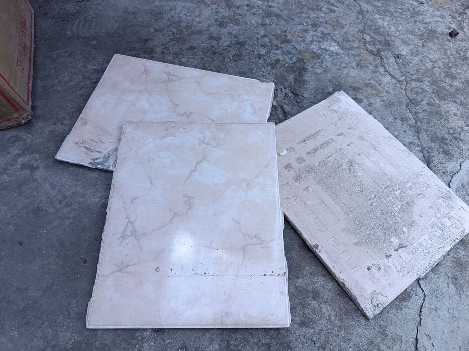 Плитка  керамічна  20х25   б/у залишки