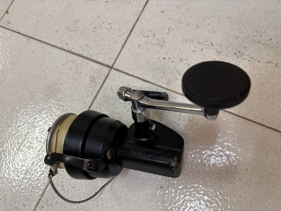 Carreto de pesca Daiwa 130i