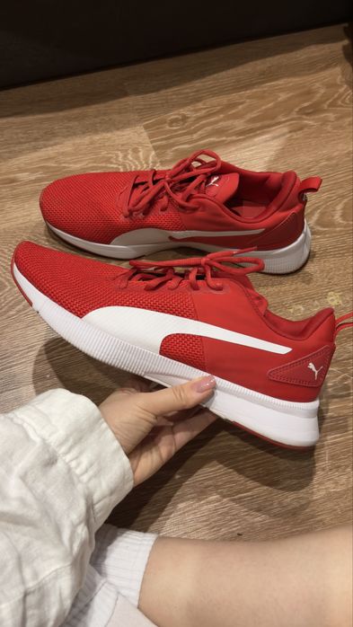 Кросівки Puma червоні