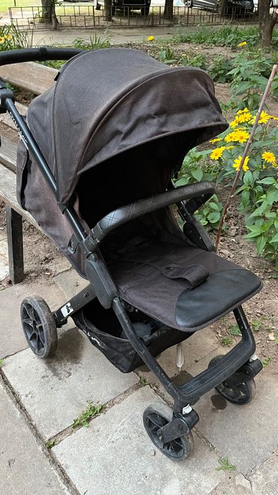 Коляска прогулочная