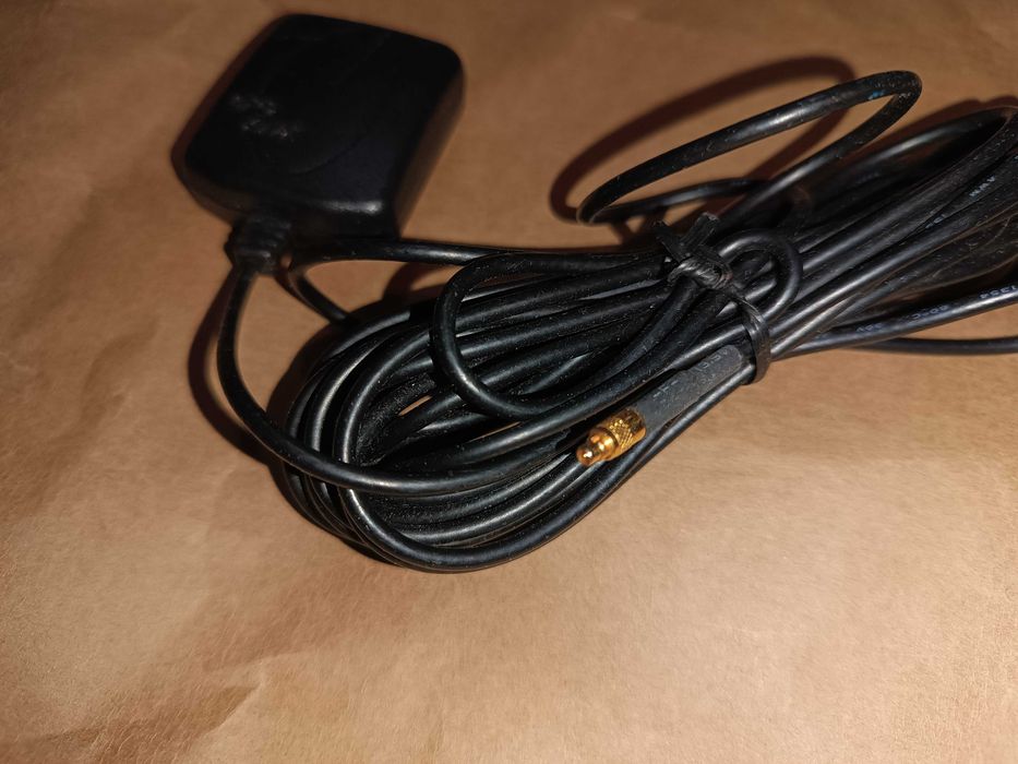 Antena do nawigacji GPS AT-65