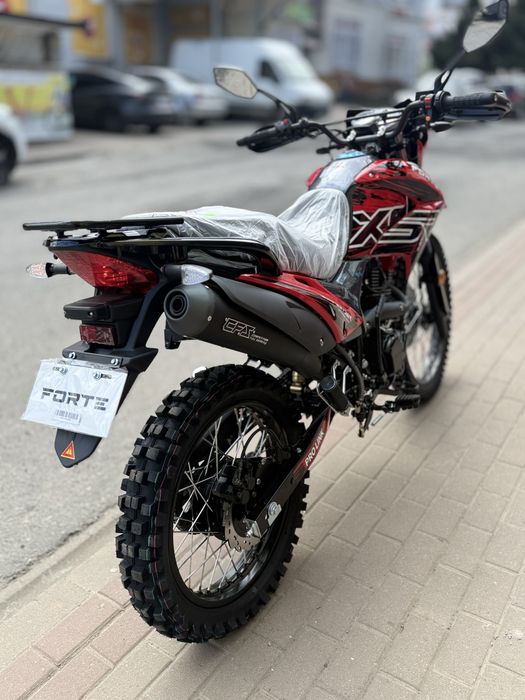 Мотоцикл CROSS 300 Forte