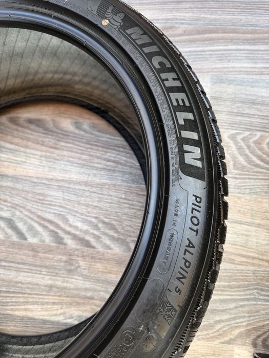 Шини Michelin 265/40/R19