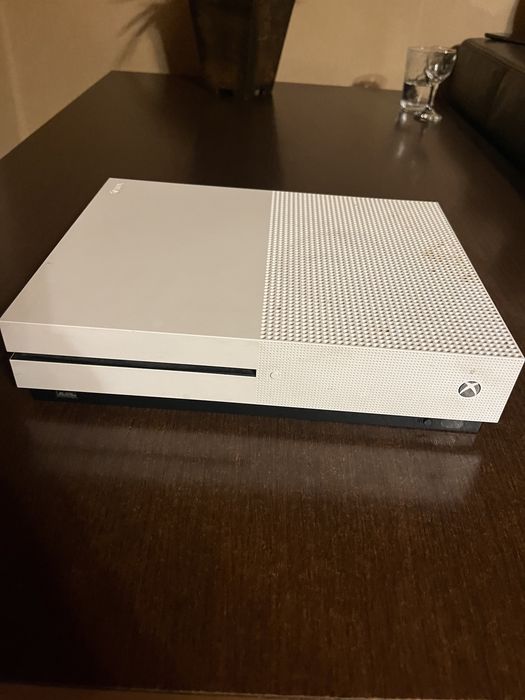 Konsola Xbox One S