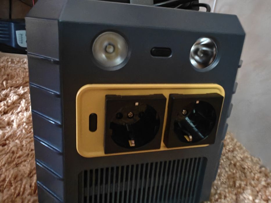 Зарядна станція 600w