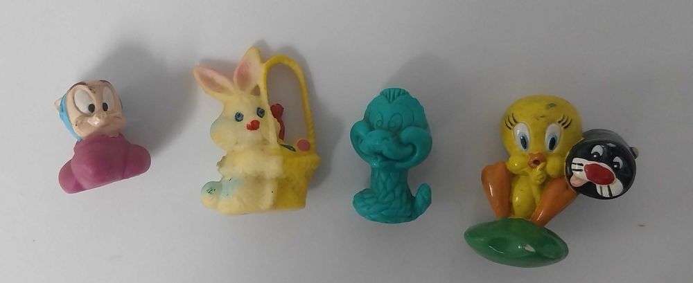 Bonecos para lápis de carvão