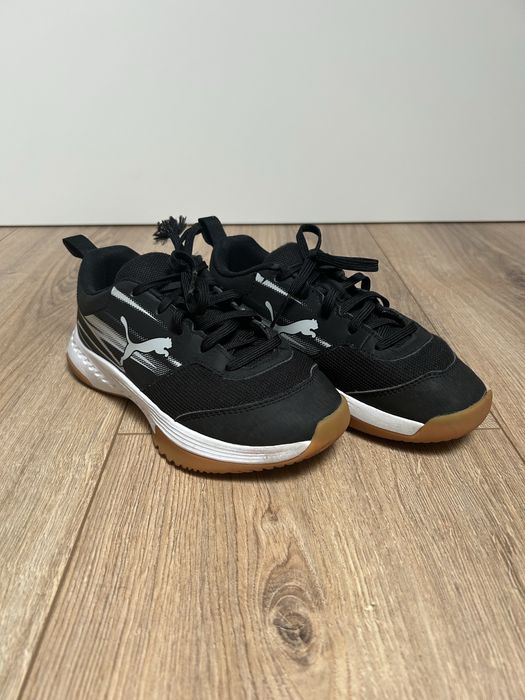 Buty halowe Puma Varion II Jr Czarny rozmiar 33