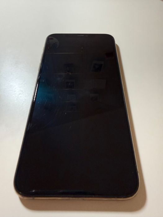 iPhone 11 Pro Max 64 GB Gold