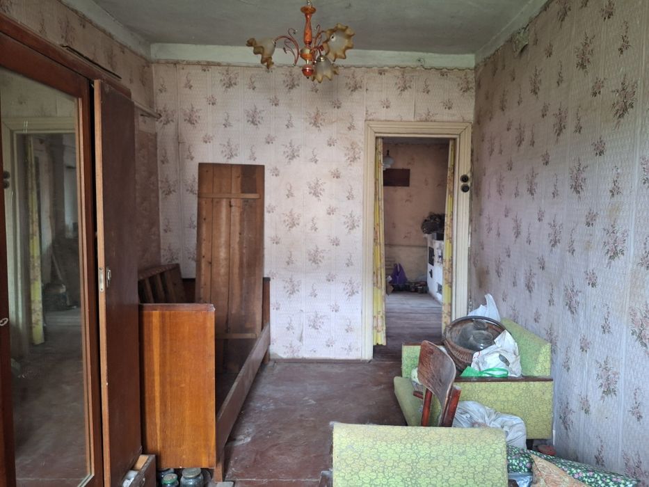 Будинок 90 м+9 с  біля 7 школи міські комунікації м.Бориспіль