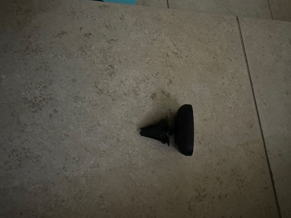 Suportes telemóvel viatura - três diferentes