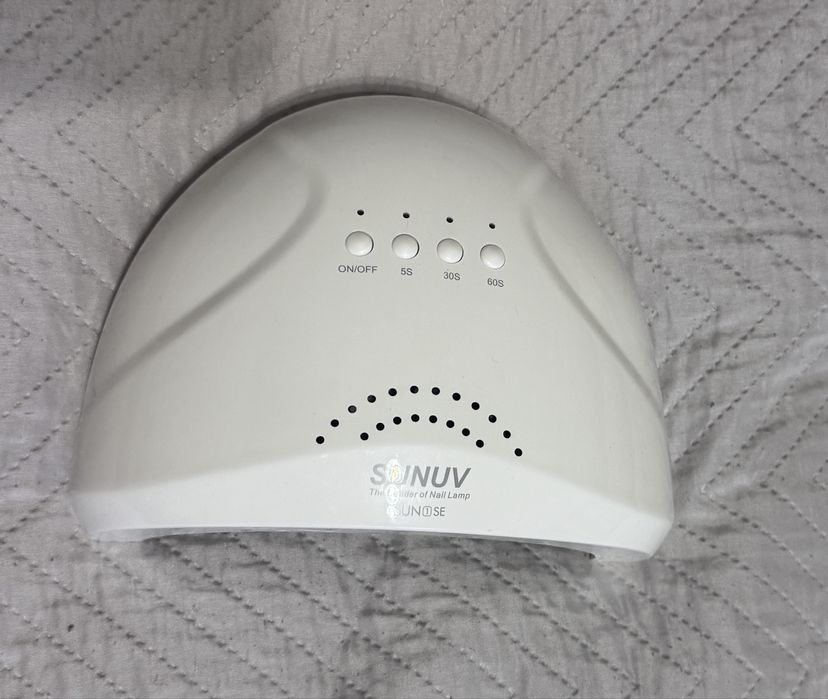 Лампа для манікюру SUNUV