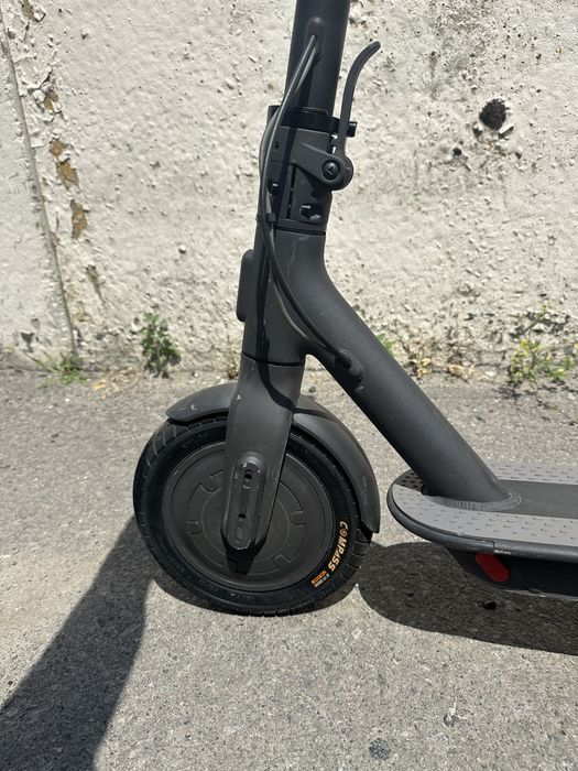Xiaomi Mi Electric Scooter