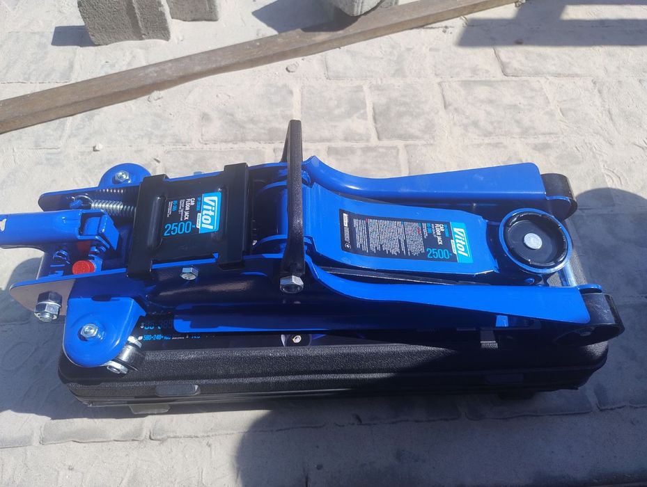 Домкрат підкатний 3 Тони Вага 14 кг(Найкраща якість на ринку) :(ви