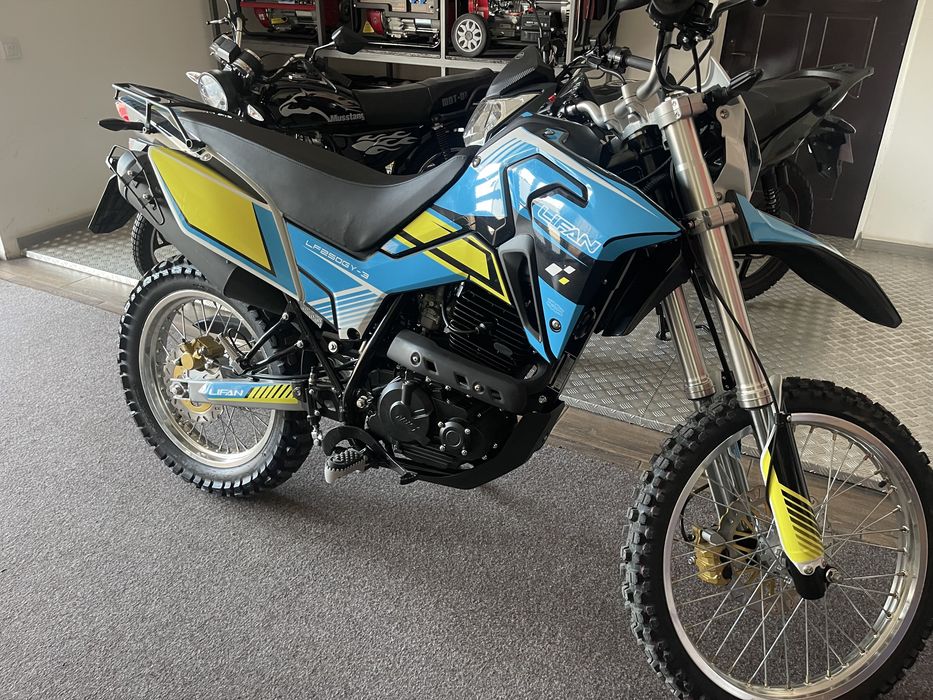 Новинка 2024 ХІТ продажу у США LIFAN KPX 250 enduro