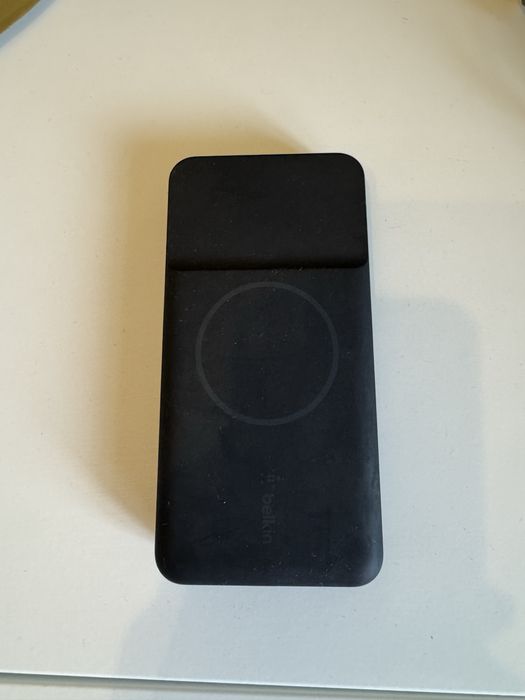 Belkin Power Bank 10 000 mAh z ładowaniem bezprzewodowym Qi + USB-C PD