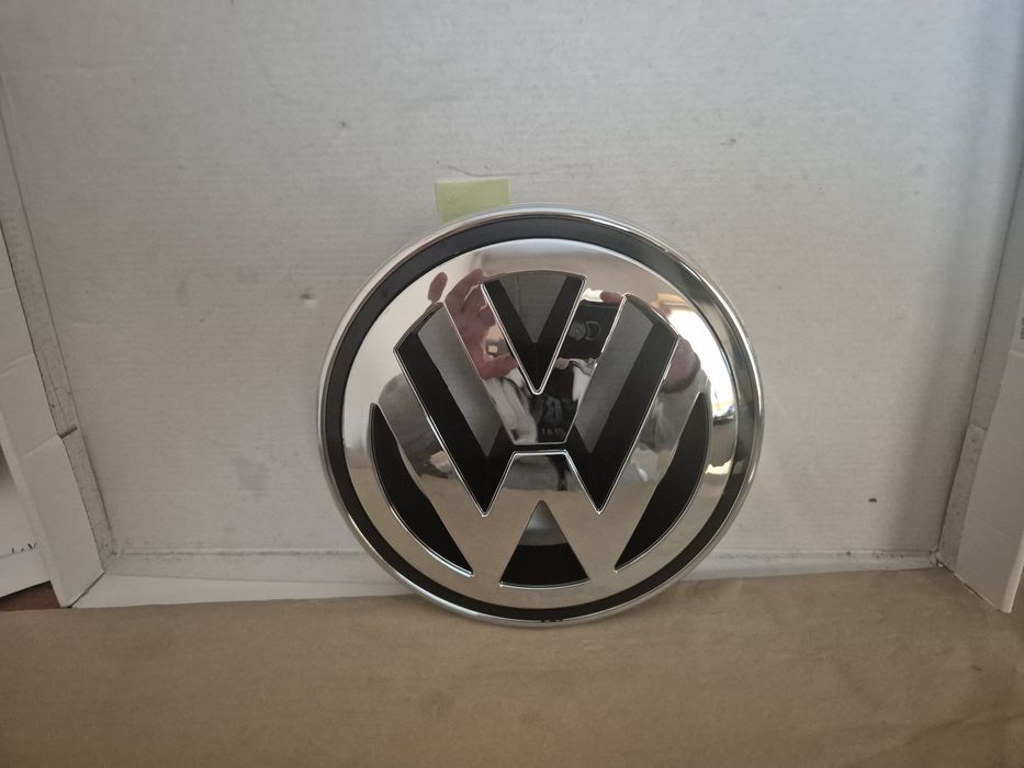 logo emblemat w przód Tiguan Golf  Passat przód śr155mm