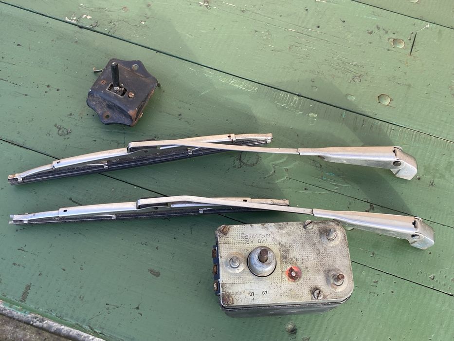 Trabant Silnik wycieraczek przód 6V 8W wycieraczki przełącznik kierunk