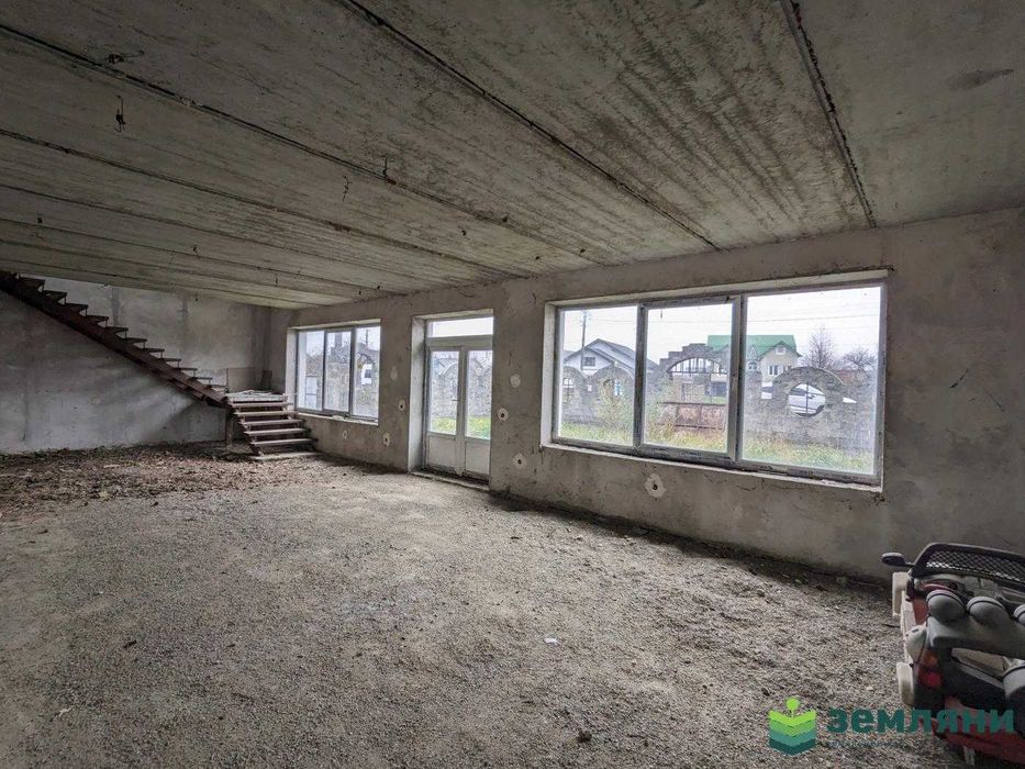 Комерційне приміщення 676м2 Загвіздя (4)