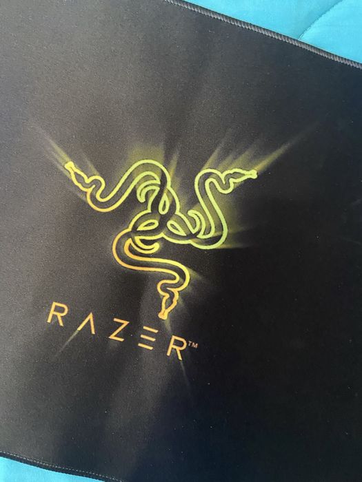 Razer XL Black Mouse Pad (Free Shipping)64283968171651121