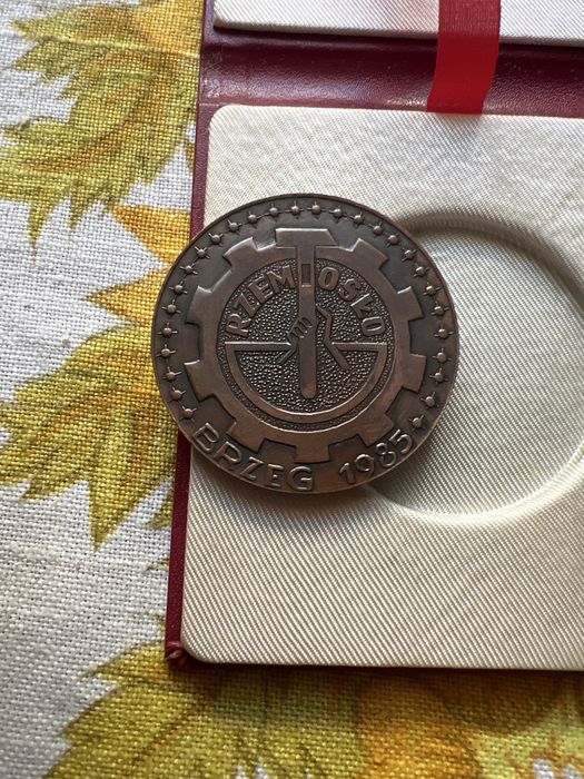 Odznaka 35 lat PRL