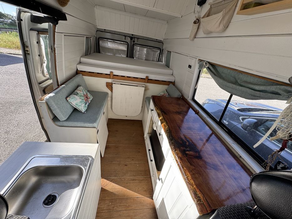 Autocaravana Mercedes 207D